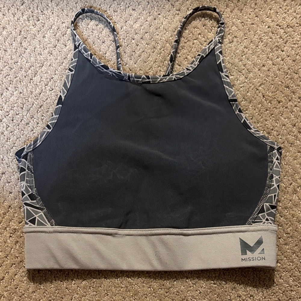 Mission Women's Black and Gray Vaporactive Sports Bra SZ S